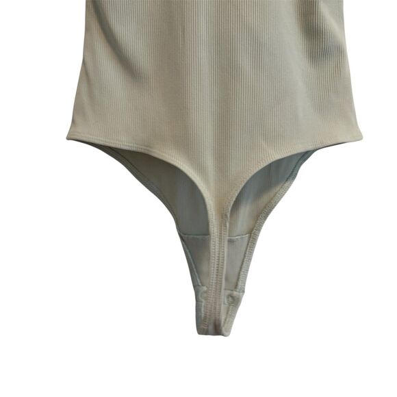 Babaton | Ribbed Bodysuit Racerback in Mint Seafoam Green Size Small Aritzia - Picture 5 of 9